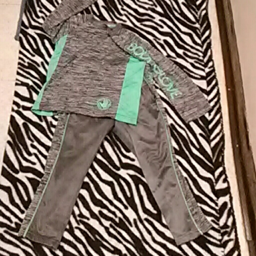 Body glove boy outfit new without tags